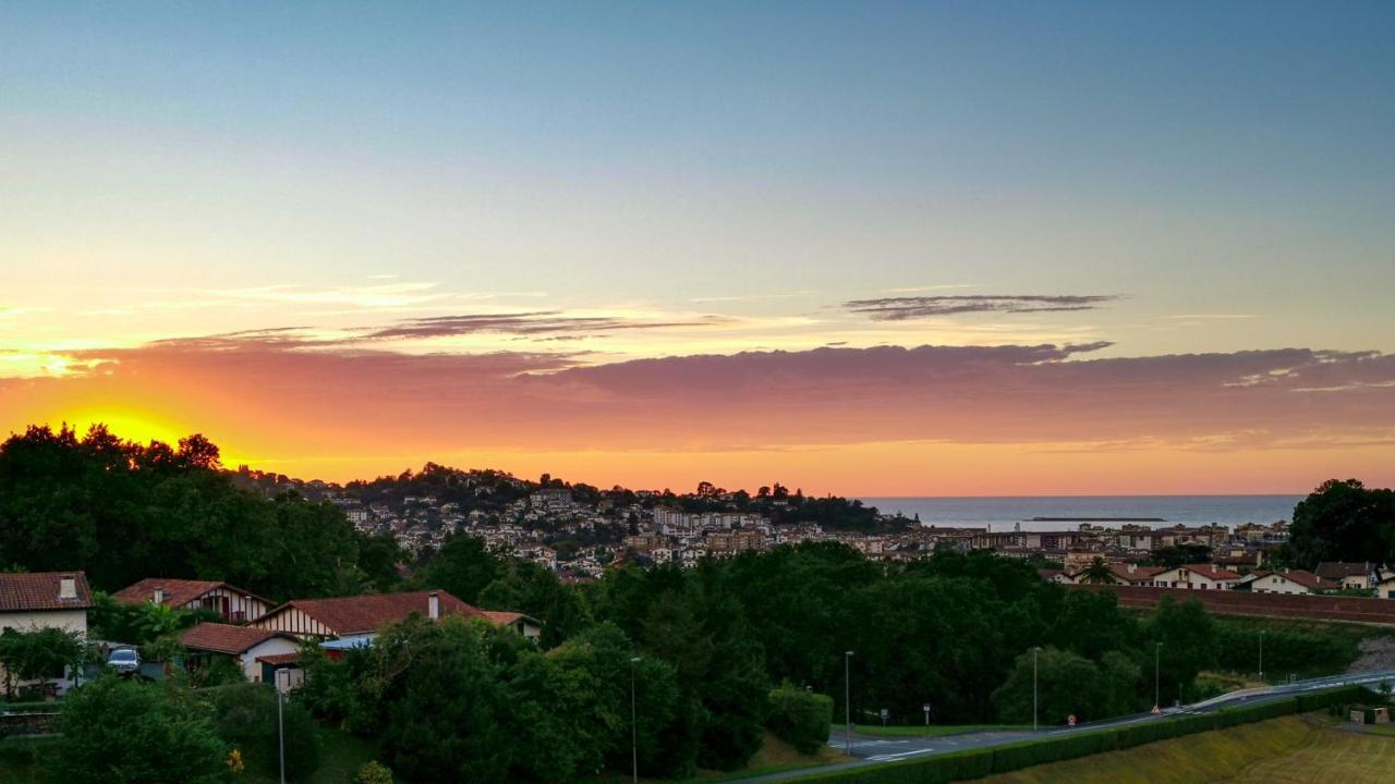 Ilunabarra - Appartement Calme, Vue Mer, Parking - Wifi Ciboure Exterior foto